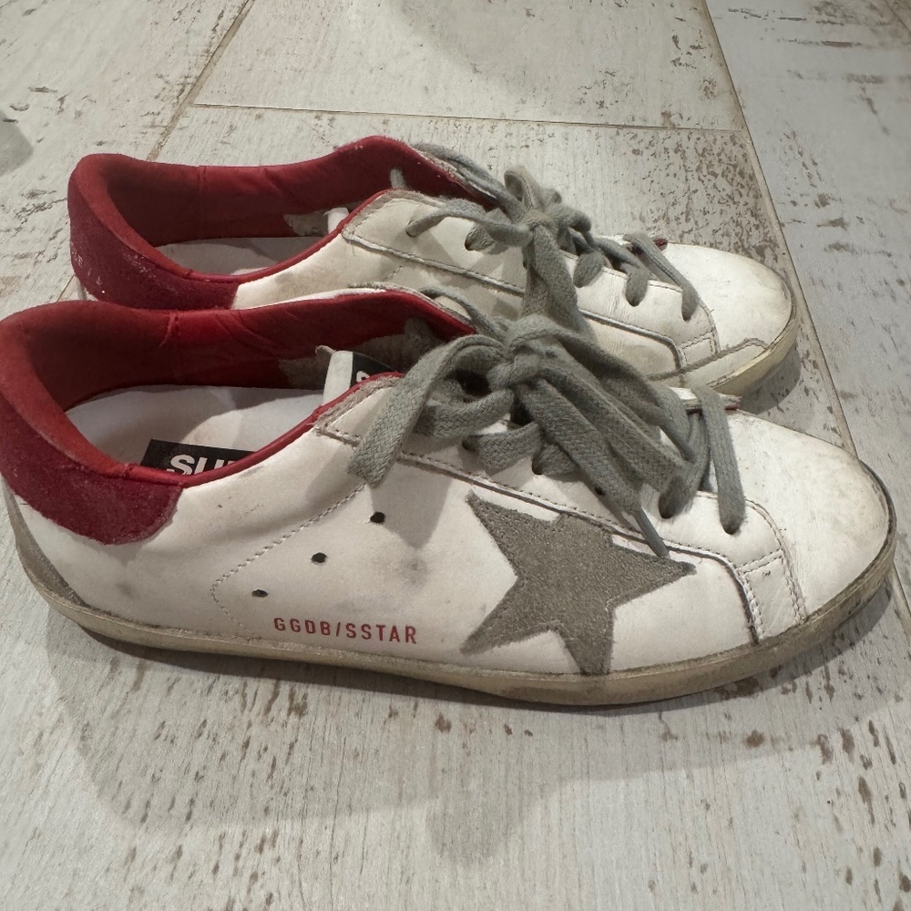 EUC Golden Goose women’s sneakers size 36- barely worn!
